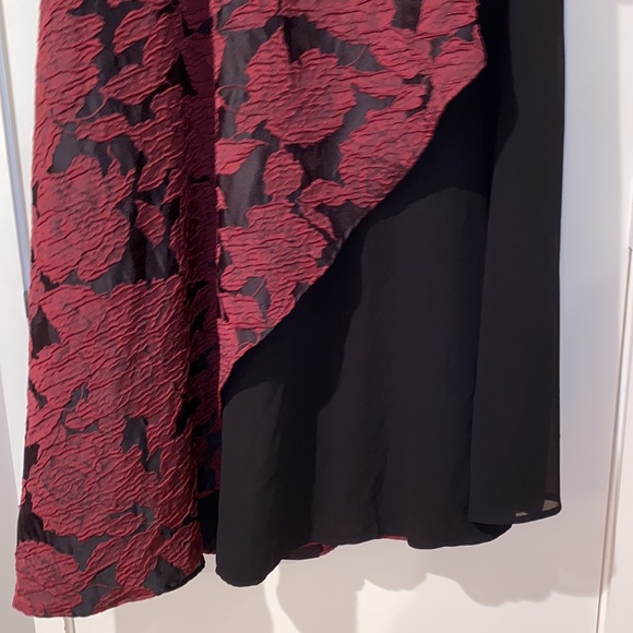 Allen Schwartz Strapless Gown - Picture 8 of 16